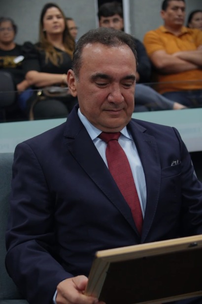 Desembargador Erivan Lopes recebe título de Cidadão Freitense em solenidade na Câmara Municipal 2 image