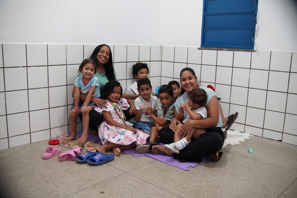 Cuidar de quem cuida: mães recebem orientação jurídica e familiar em mais uma ação do projeto Mãe TEAcolho 9 DSC04308