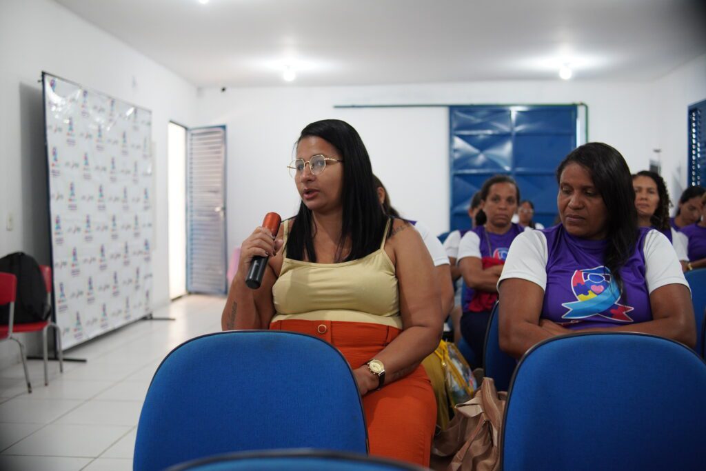 Cuidar de quem cuida: mães recebem orientação jurídica e familiar em mais uma ação do projeto Mãe TEAcolho 12 DSC04357