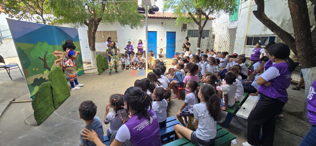 Projeto 'Primeiros Passos' realiza palestra com médico e distribui kits de saúde 5 Imagem do WhatsApp de 2025 08 20 as 16.34.34 62ea5902 1